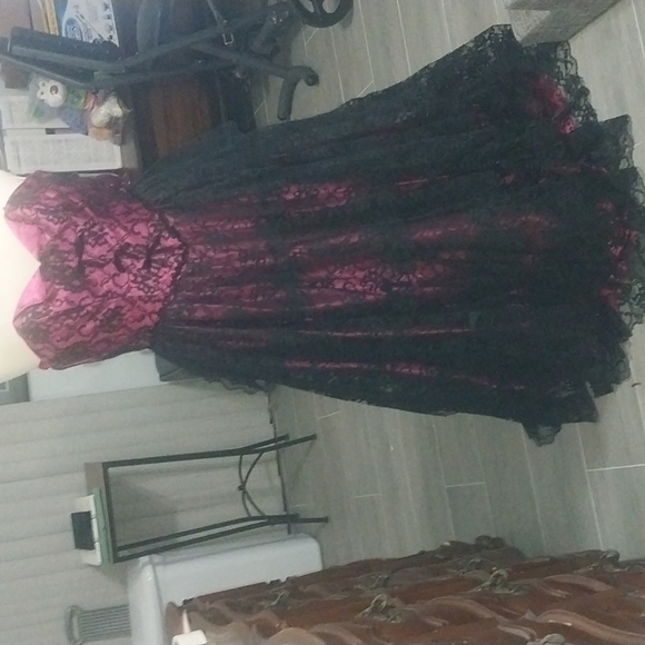 80's style prom dress - Picture 3 of 13